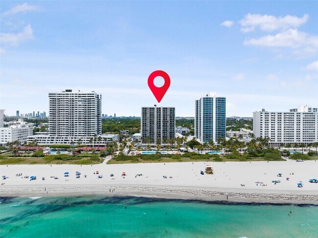 Building Photo - 2625 Collins Ave