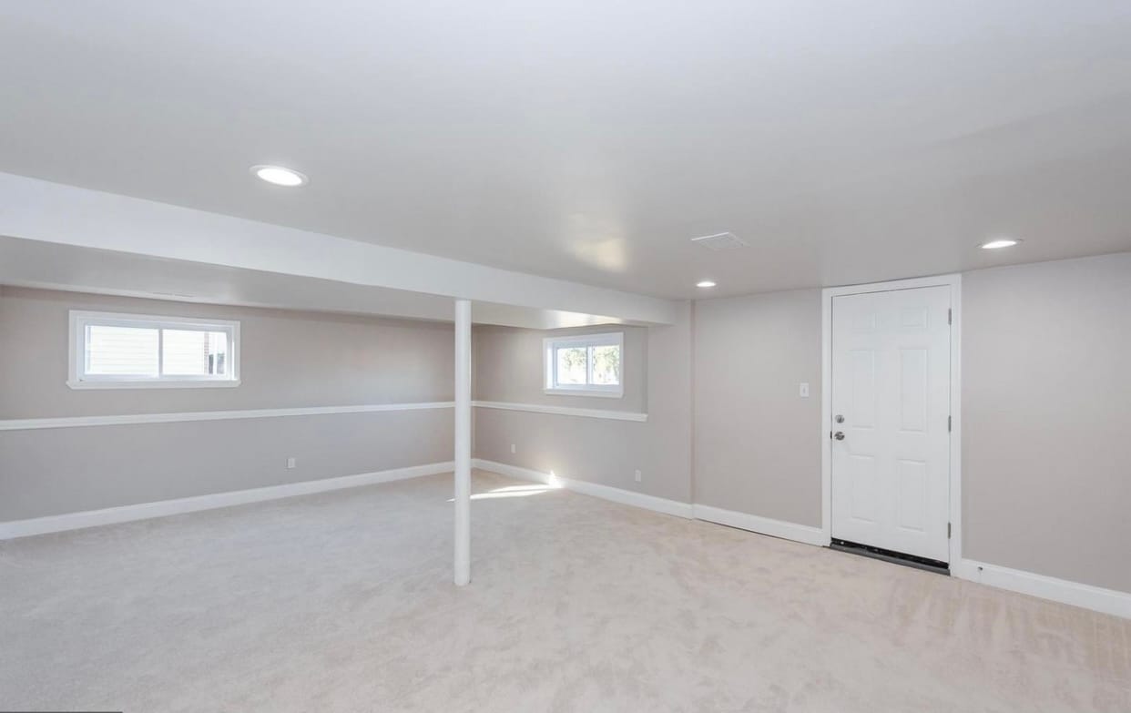 Basement - 3327 Essex Rd