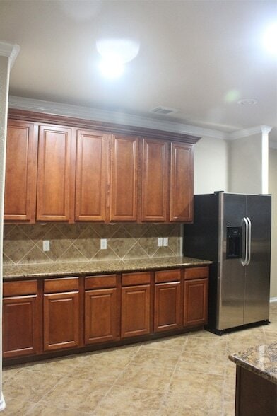 Building Photo - 111 W Kentwick Pl