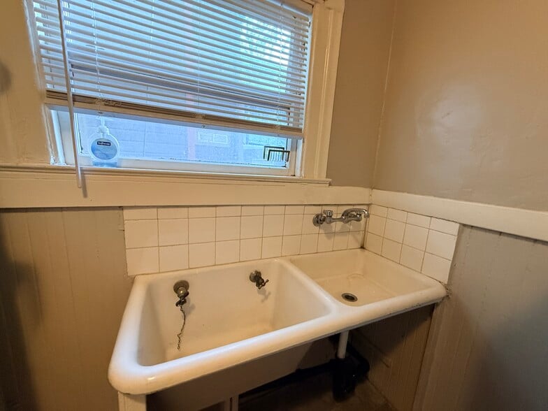 Building Photo - 1710 16th St