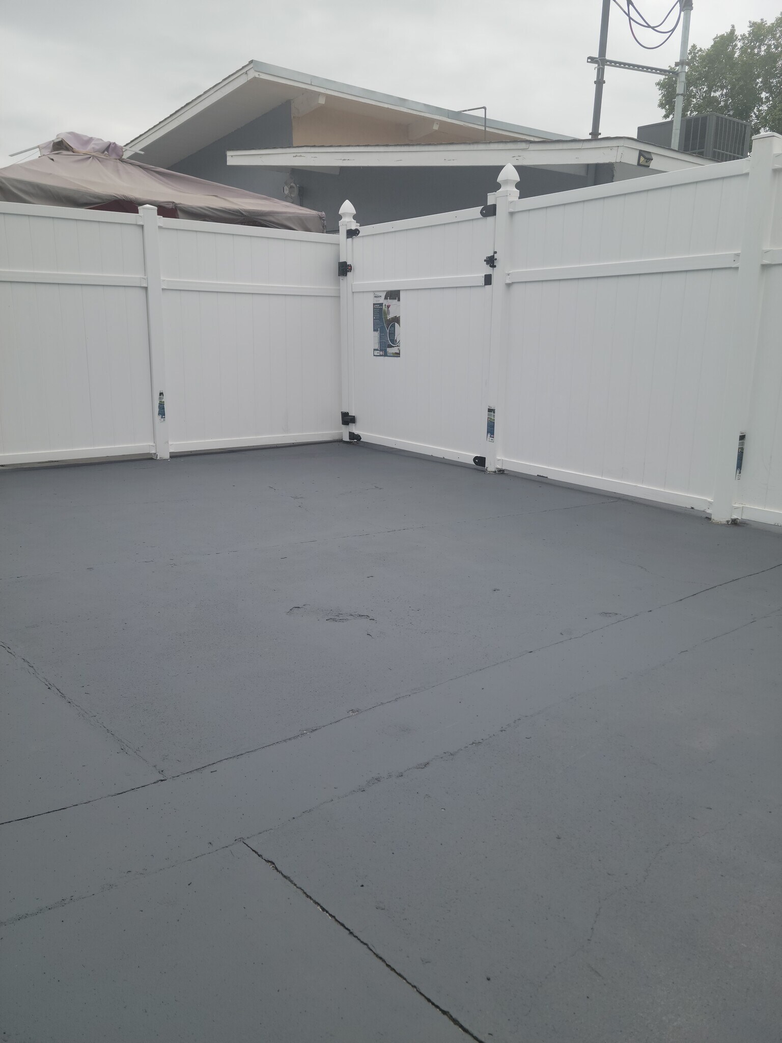 Building Photo - 19449 Ingomar St