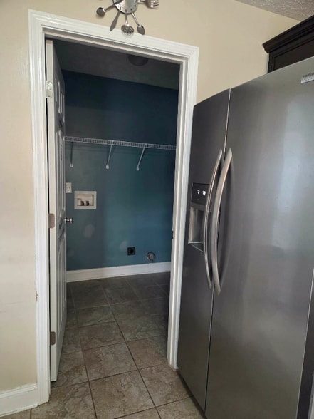 Building Photo - 141 Hidalgo Dr