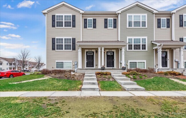 Building Photo - 2270 Aurora Dr