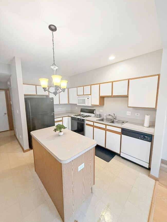 Building Photo - 1533 Keystone Ct