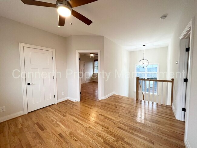 Building Photo - 1615 Porter Ave