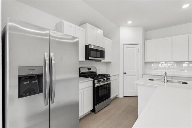 Building Photo - 17701 Sage Thrasher Dr