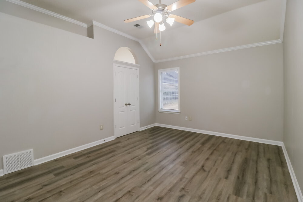 Building Photo - 6181 Braybourne Main