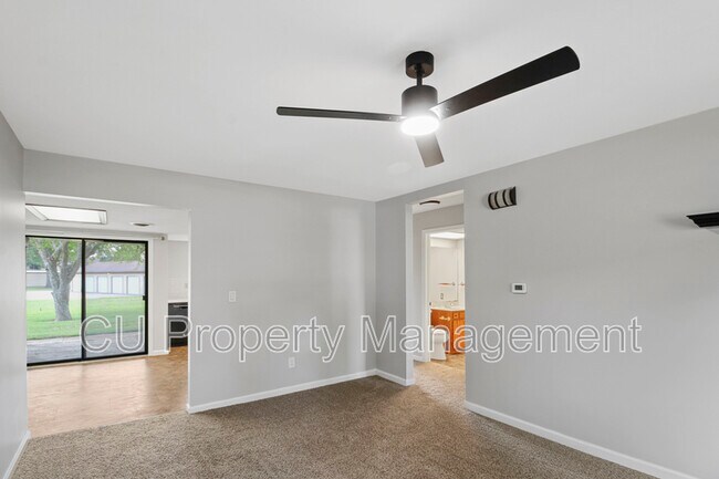 Building Photo - 1203 Dean Dr