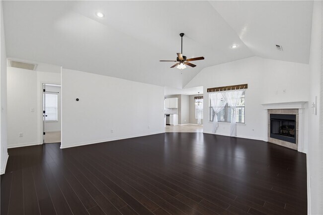 Building Photo - 1500 Aniston Rd
