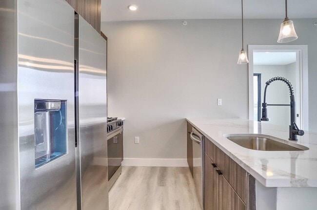 Building Photo - 3516 John F. Kennedy Blvd