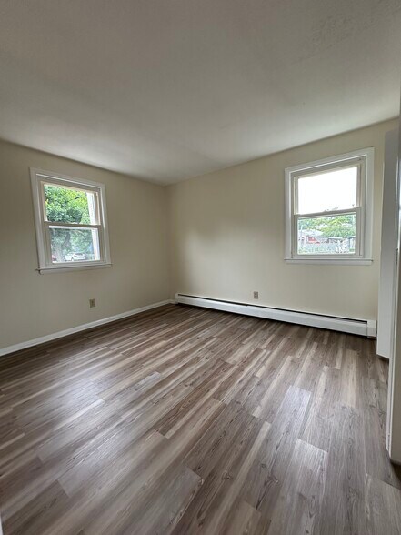 Building Photo - 226 Welton St
