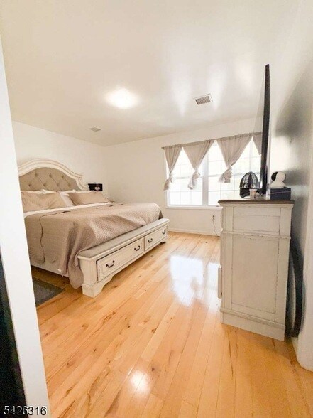 Building Photo - 111 Pennsylvania Ave