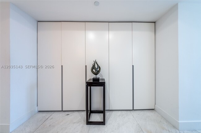 Building Photo - 9401 Collins Ave