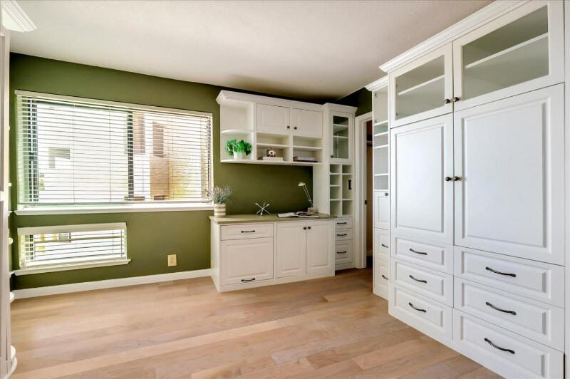 Building Photo - 430 Portofino Dr