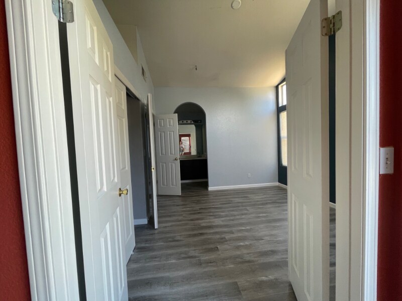 Building Photo - 3513 Birchdale Way