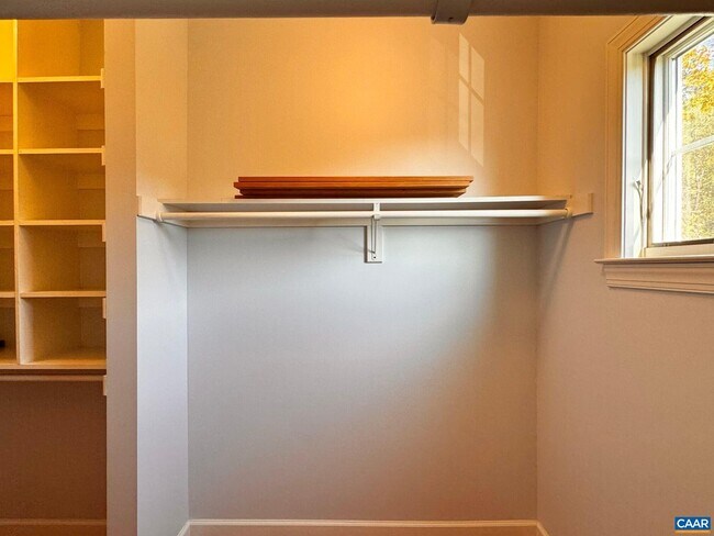 Building Photo - 3834 Thomas Dairy Ln