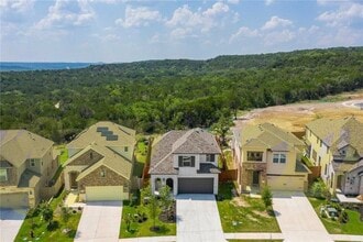 Building Photo - 8215 Prairie Rye Dr