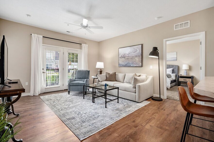 Building Photo - 5761 Fenimore Trail Dr W