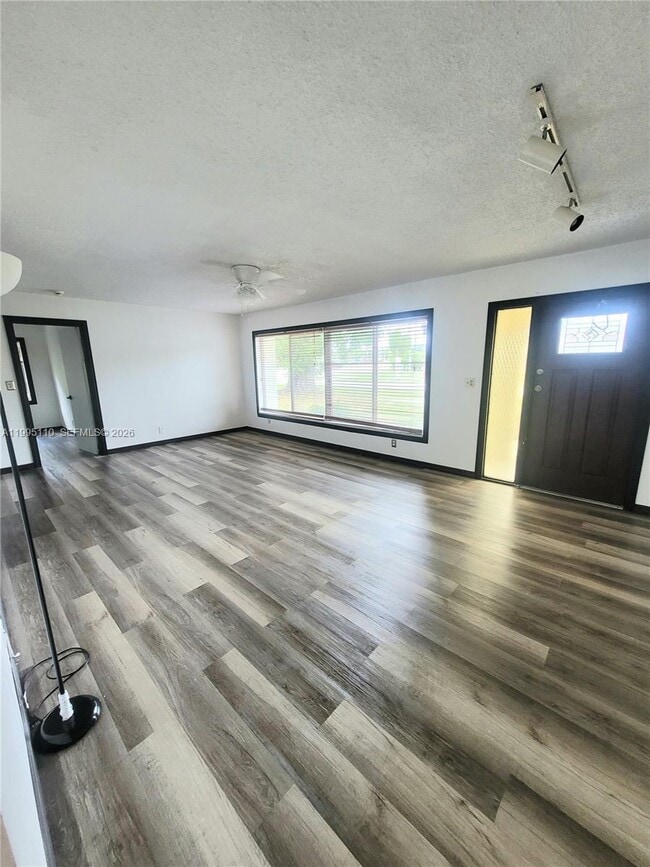 Building Photo - 22028 Acapulco Ct