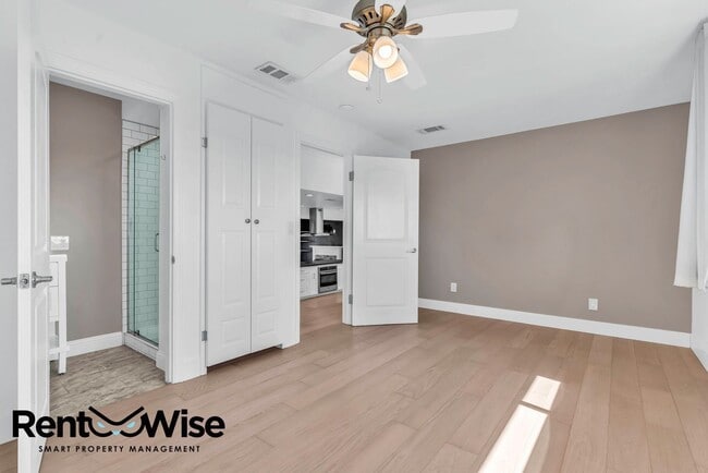 Building Photo - 16093 Selborne Dr
