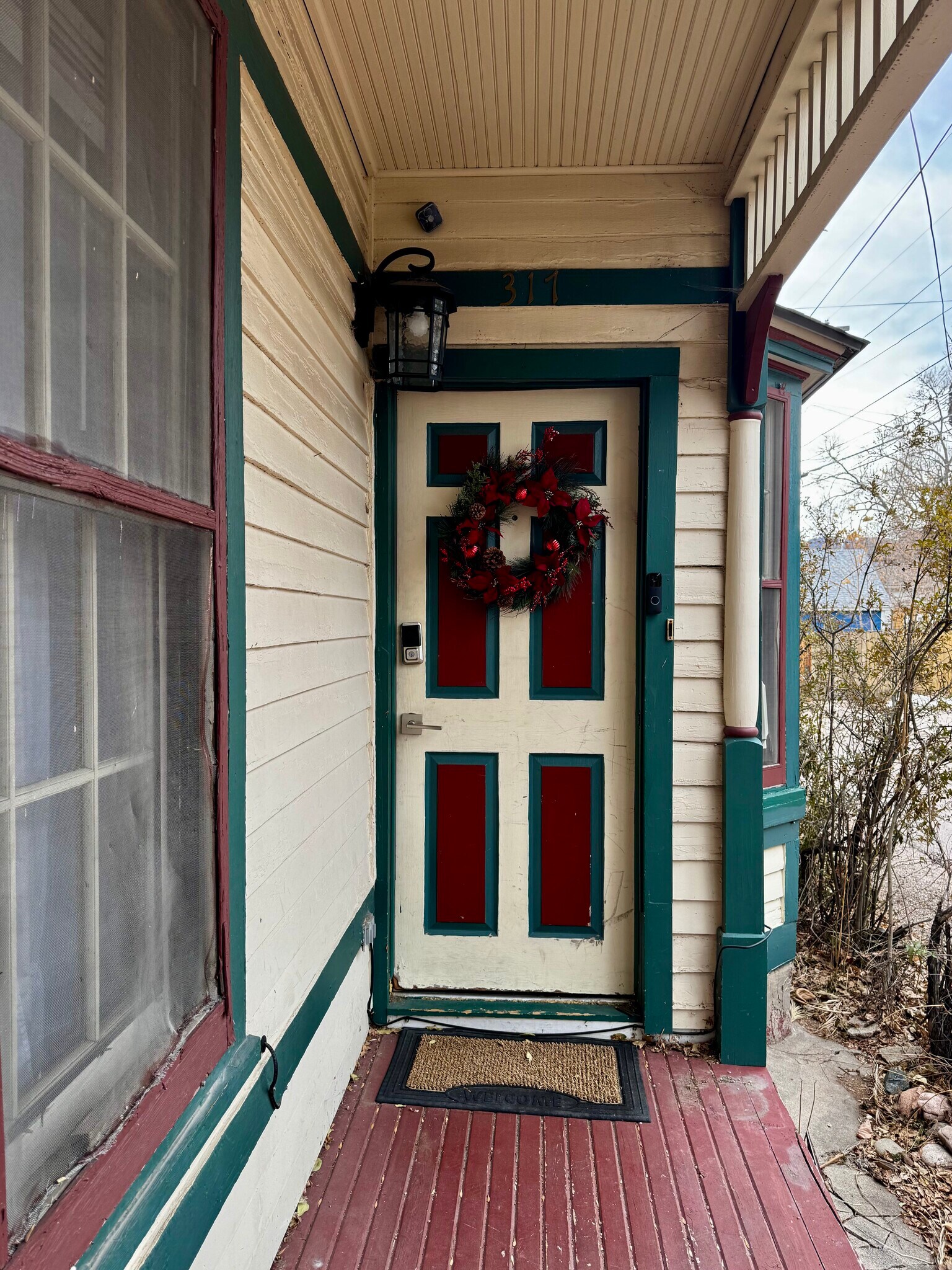Building Photo - 317 E Willamette Ave