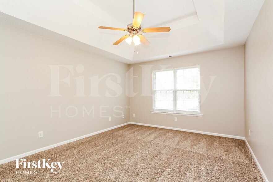 Building Photo - 164 Silver Birch Ln