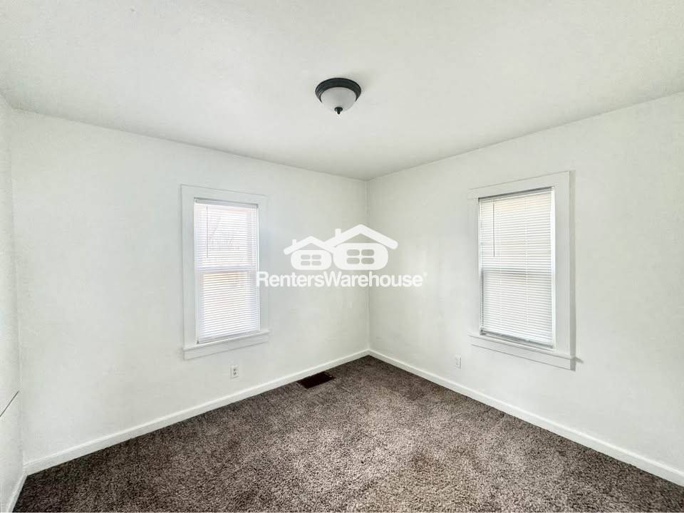 Building Photo - 1534 63rd St