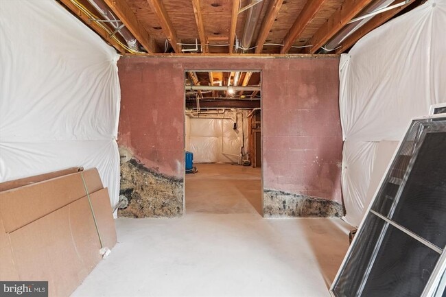 Building Photo - 25490 Kipps Ln