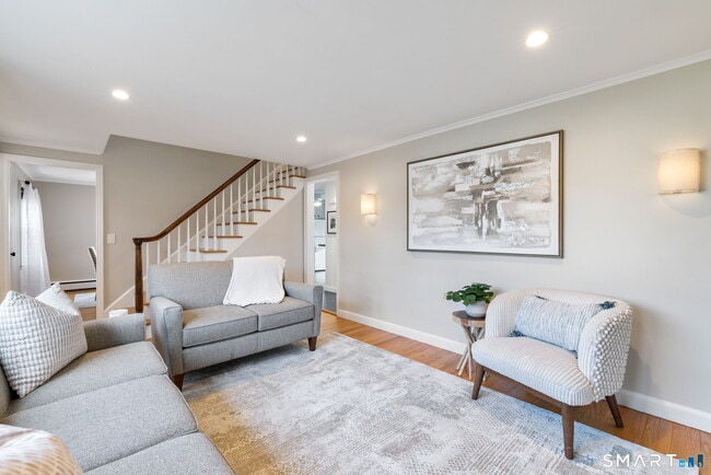 Building Photo - 103 Edgemere Ave