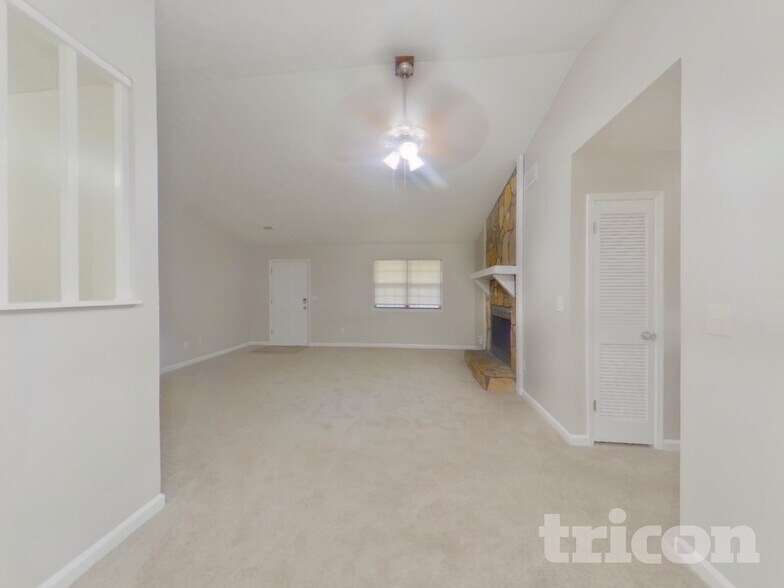 Building Photo - 4621 Cedar Brook Dr SE