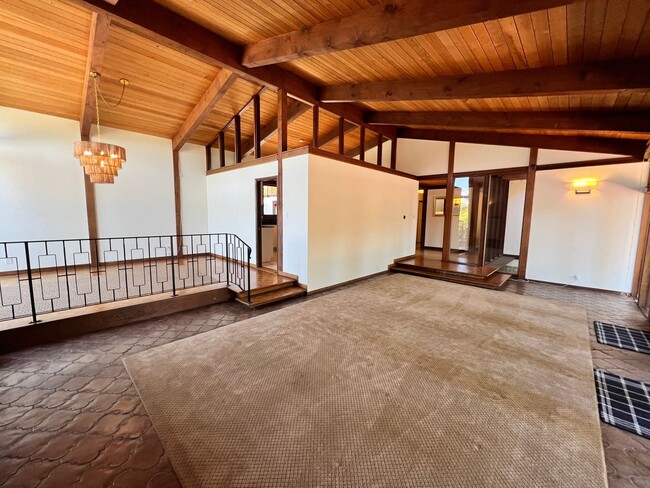Building Photo - SPACIOUS FOUR BEDROOM TWO AND HALF BATH CH...