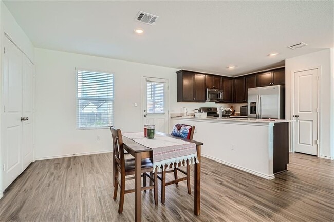 Building Photo - 13803 Mussel Rn