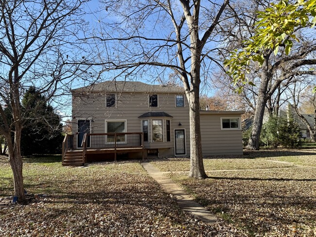 Primary Photo - 4700 Teonia Woods Dr