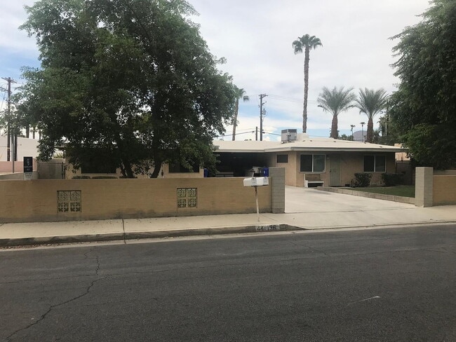 Building Photo - 44136 Fairhaven Dr
