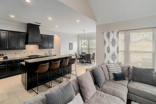 Building Photo - 410 Oxford Pl