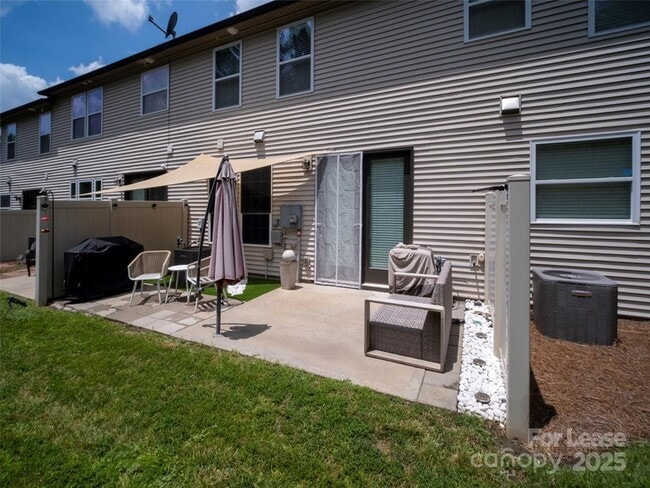 Building Photo - 9547 Glenburn Ln