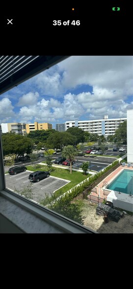 Building Photo - 250 Sunny Isles Blvd