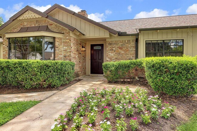 Building Photo - 2518 Talina Way