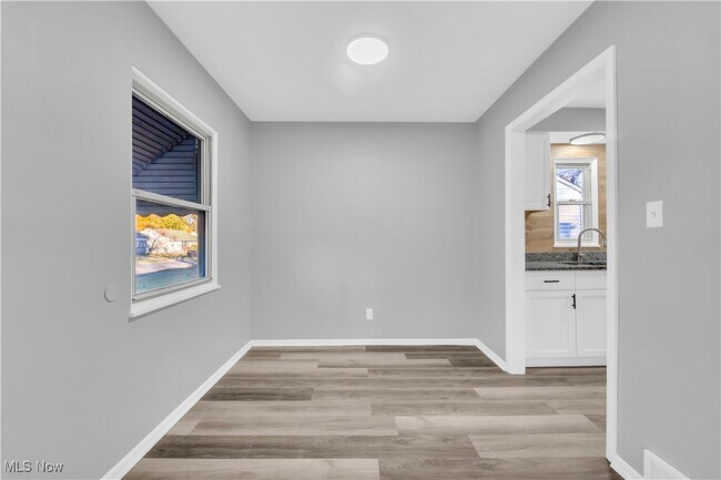 Building Photo - 13813 Leroy Ave