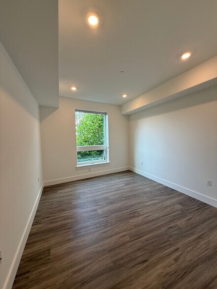 Building Photo - 11 Beechcroft St