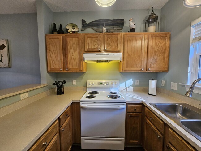 Building Photo - 1105 13th St