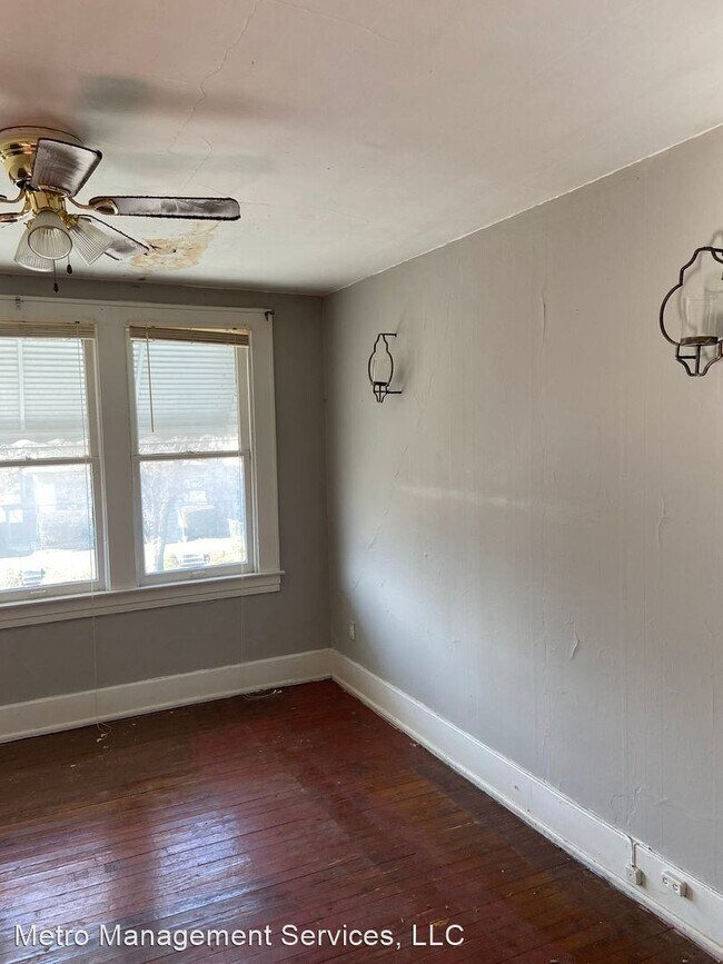 Building Photo - 3 br, 2.5 bath House - 809 Cecil