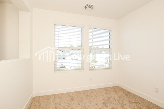 Building Photo - 9117 N 181st Ave