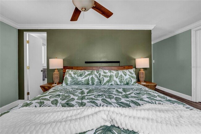 Building Photo - 6623 Glades Way