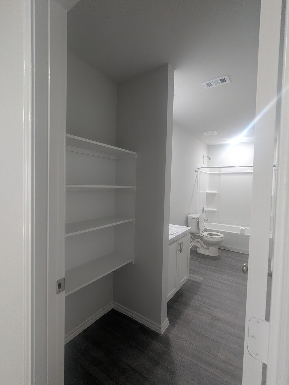 Building Photo - 509 Tall Mdws Dr