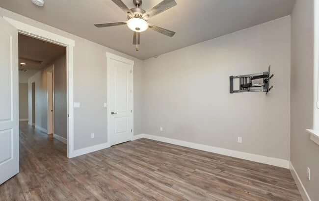 Building Photo - Gorgeous home in New Development