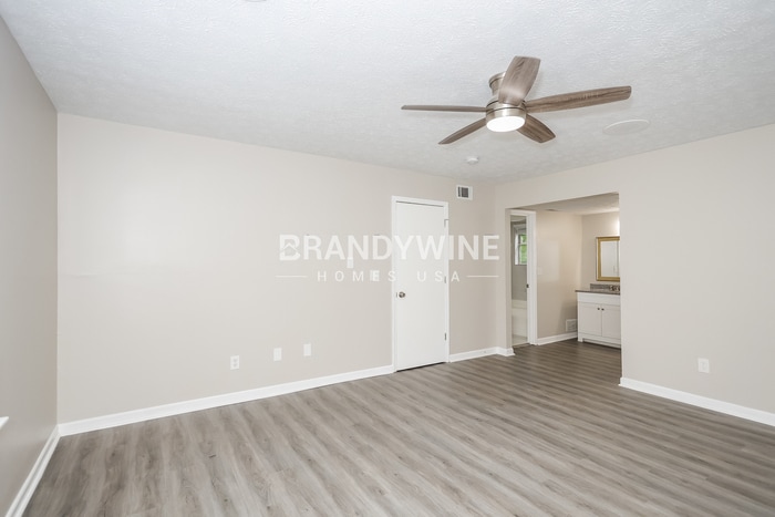 Building Photo - 6445 Emerald Pointe Cir