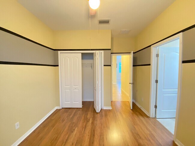 Building Photo - 2555 Carrickton Cir