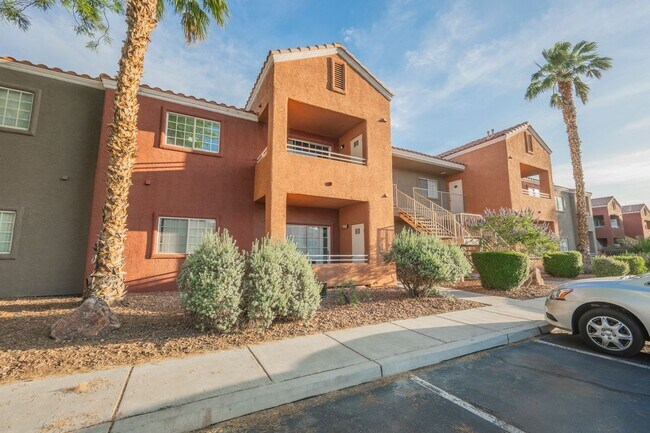 Building Photo - Like-New 2BR/2BA Condo in Gated Manzanita Community – Vaulted Ceilings & Fireplace!