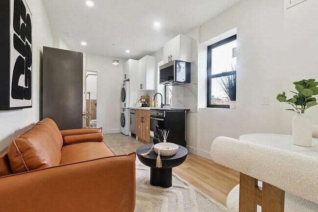 Building Photo - 176 Rivington St